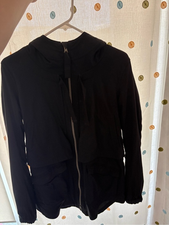 lululemon athletica Jackets & Blazers - Black Lululemon Women's Zip-Front Raincoat